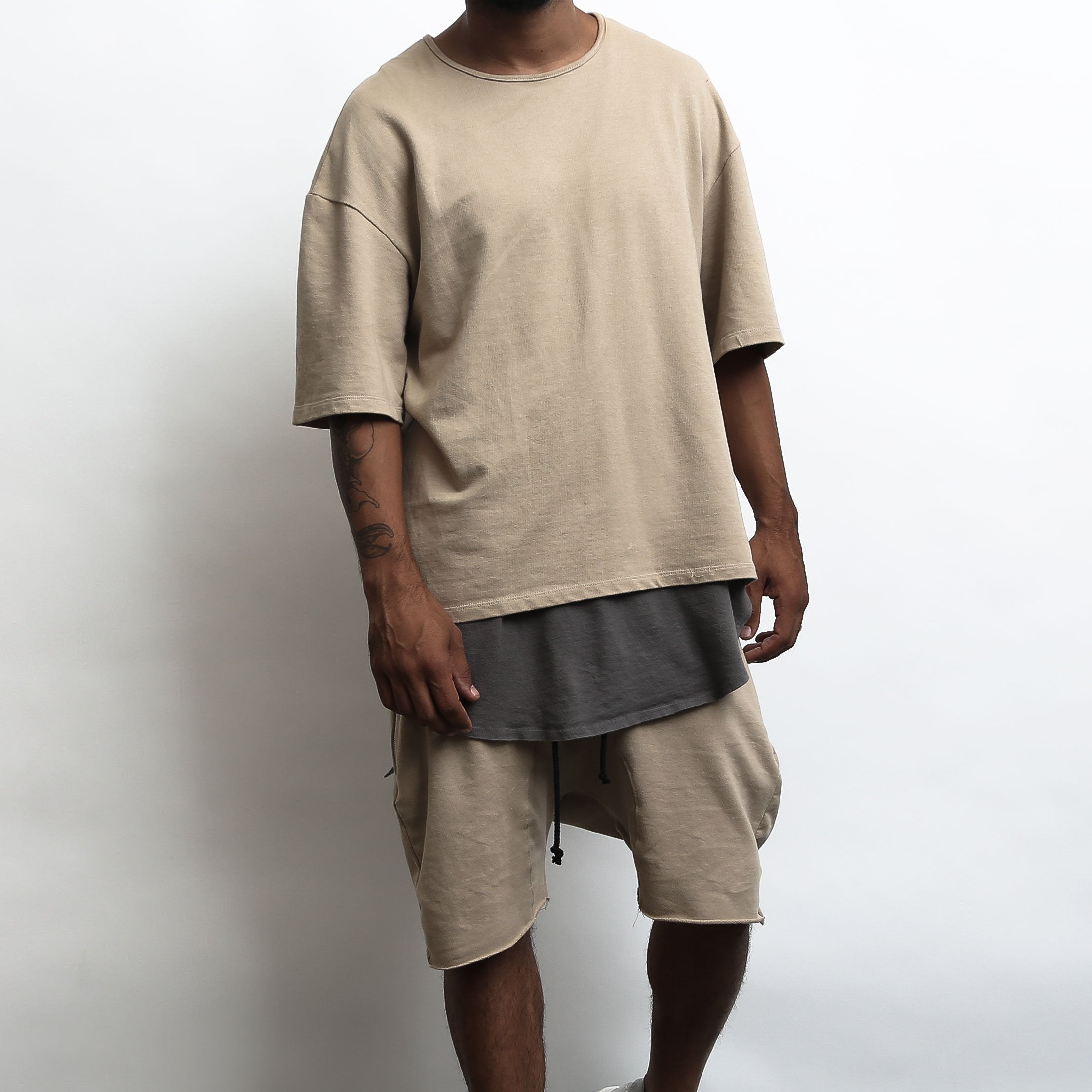 RAW CITY CUT SHORT - Styles for everyone